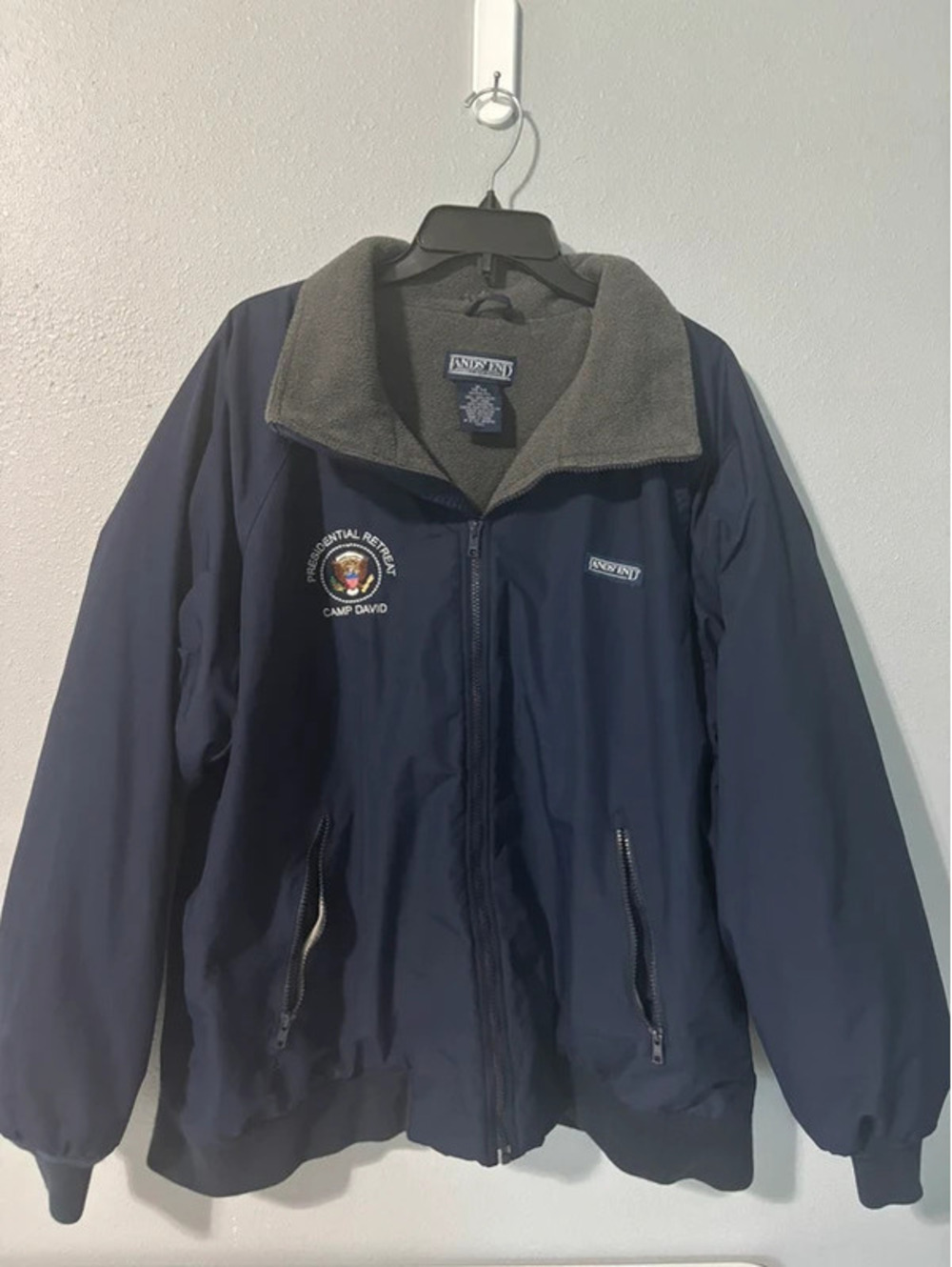 Lands End Camp David jacket size XL